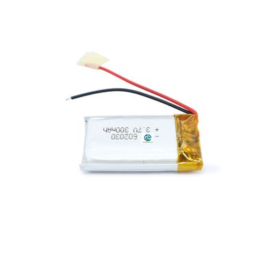 Hochentladungsrate Batterie 3,7V 300mah 602030 Li-Ionen-Batteriepack Wiederaufladbare LiPo-Batteriezellen mit hoher Kapazität
