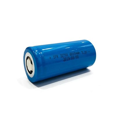 3.2V 6000mAh LiFePO4-Batteriezelle mit 2000 Zykluszeiten für die Speicherung von Solarenergie