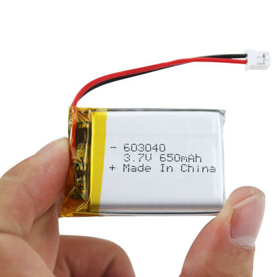 IEC62133 Zertifiziert 3.7V 650mAh Lipo-Batterie 603040 Wiederaufladbare Lithium-Polymer-Batterie